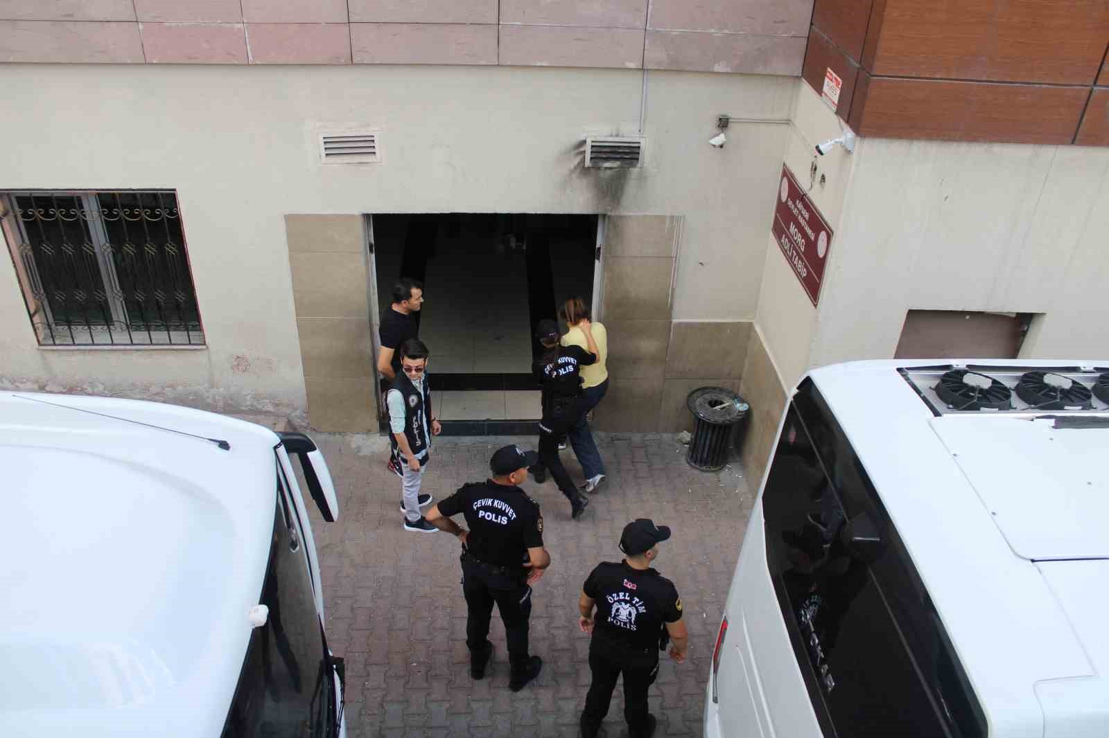 KAYSERİ’DEKİ YENİ NESİL SUÇ ÖRGÜTÜ OPERASYONUNDA GÖZALTINA ALINAN 32 ŞÜPHELİ ADLİYEDE