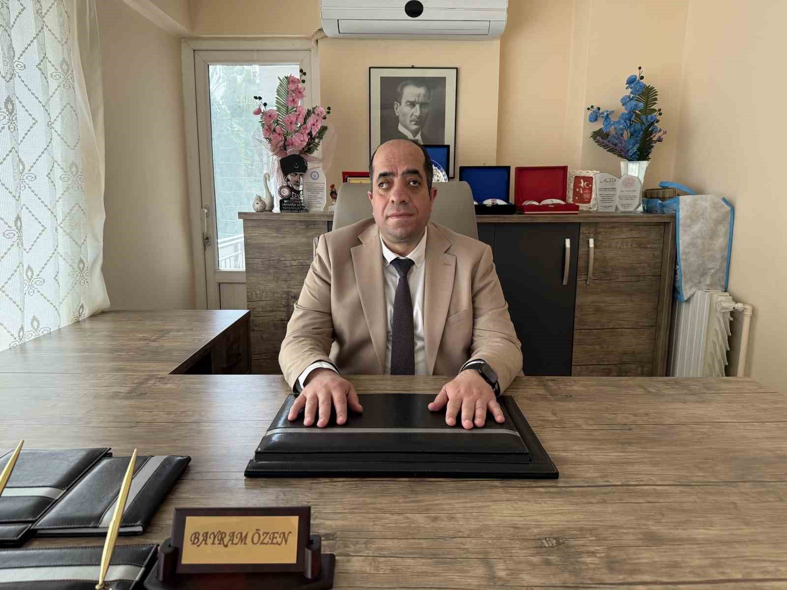 GÖRME ENGELLİ BİREYLERDEN KAMU DUYURULARINDA ERİŞİLEBİLİRLİK ÇAĞRISI