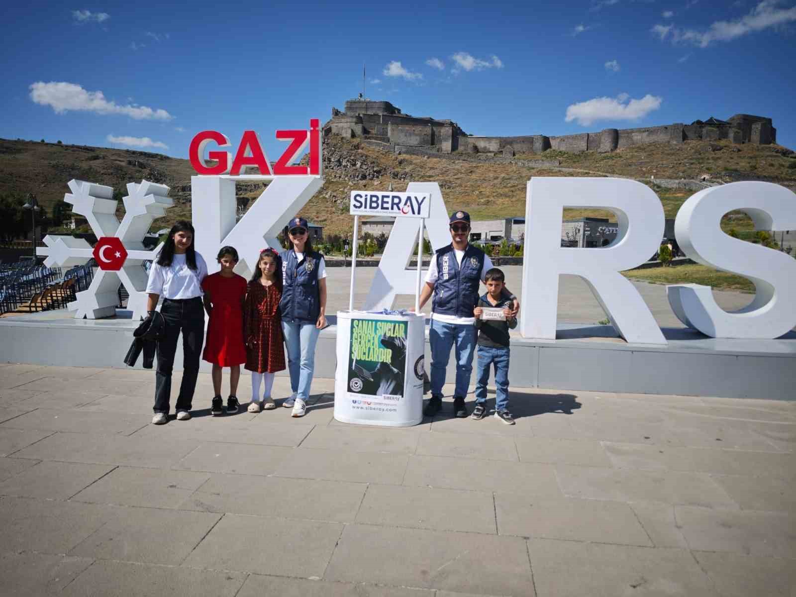 KARS’TA DOLANDIRICILARA KARŞI SANAL KALKAN: POLİS SAHAYA İNDİ