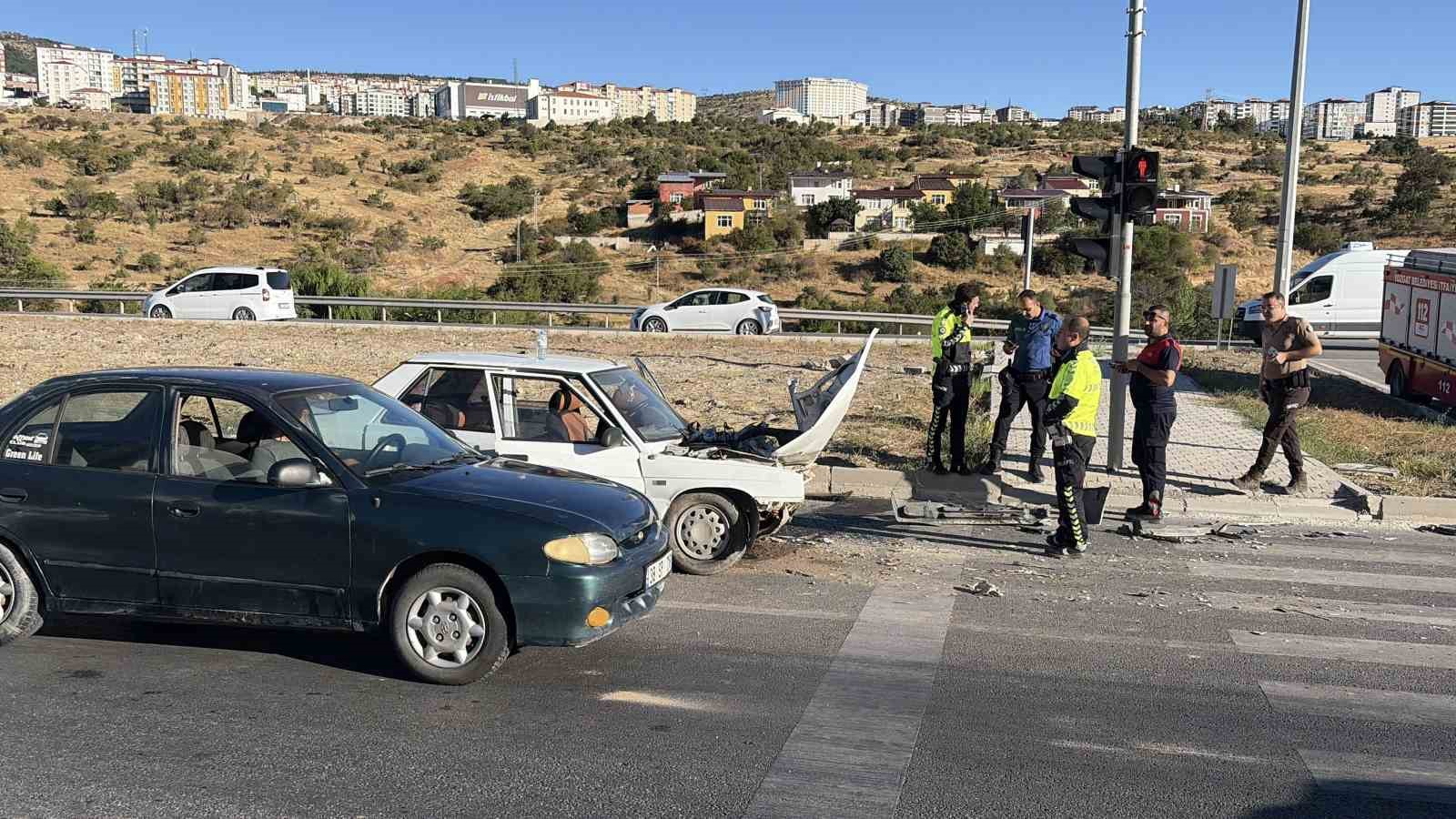 YOZGAT’TA TRAFİK KAZASI: 6 YARALI
