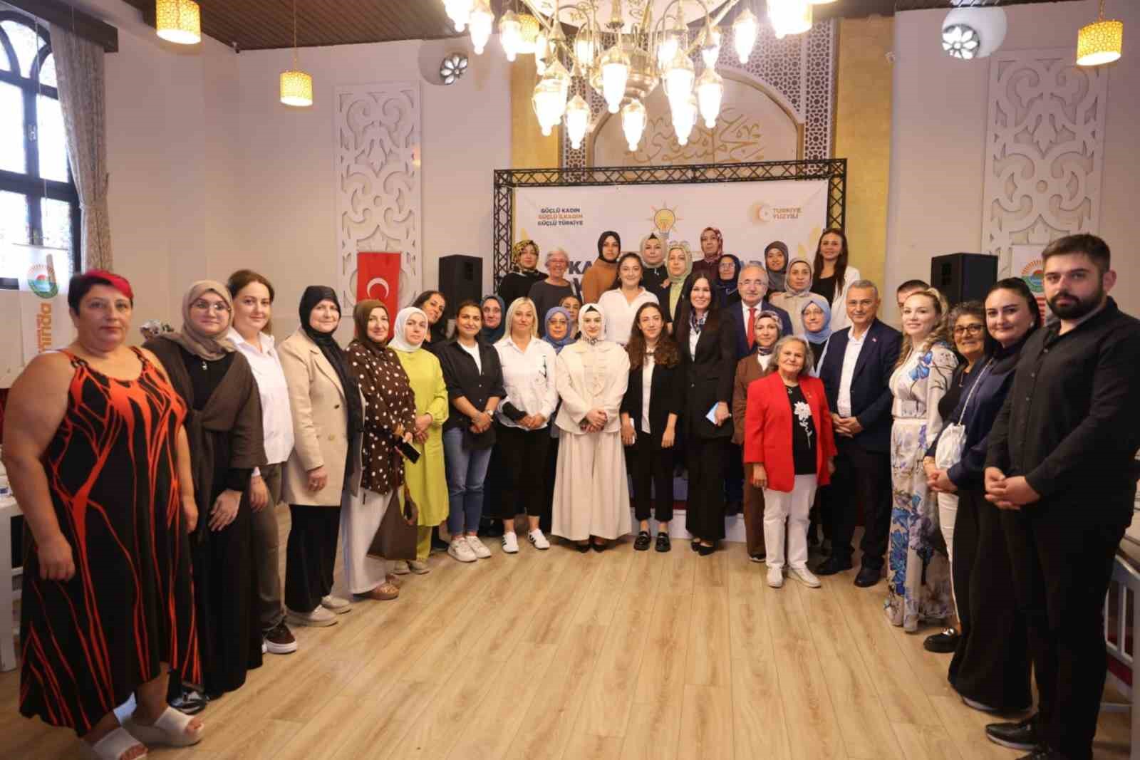 İLKADIM’DA GÖNÜL KÖPRÜLERİ KURULDU