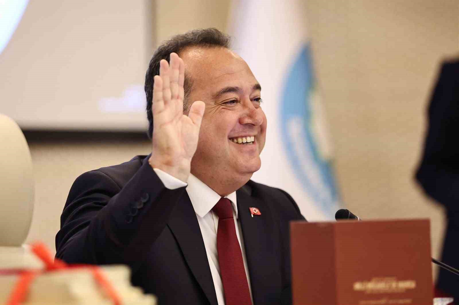 BAŞKAN DUTLULU MECLİSTE MANİSA’NIN YATIRIM GÜNDEMİNİ AÇIKLADI
