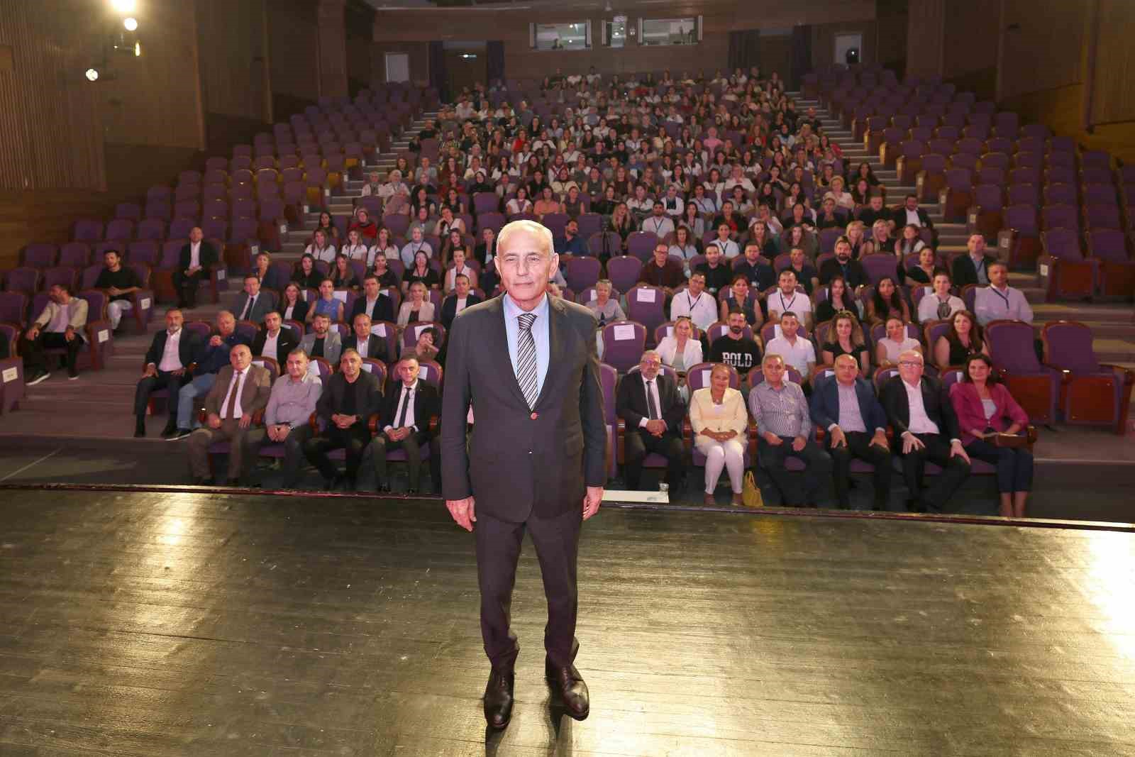 KÜÇÜKÇEKMECE BELEDİYESİ YENİ EĞİTİM EKOSİSTEMİ "ENSTİTÜ KÜÇÜKÇEKMECE"Yİ TANITTI