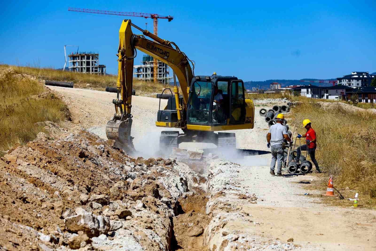 UŞAK’TA ALTYAPI ÇALIŞMALARI SÜRÜYOR