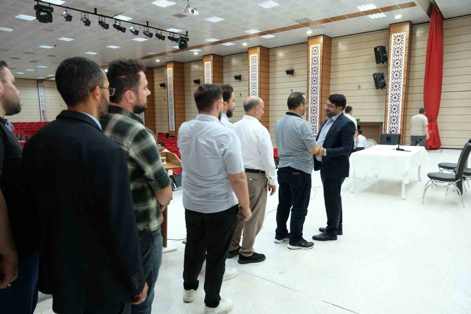 ERZİNCAN İL MÜFTÜSÜ FAKİRULLAHOĞLU PERSONELLE VEDALAŞTI