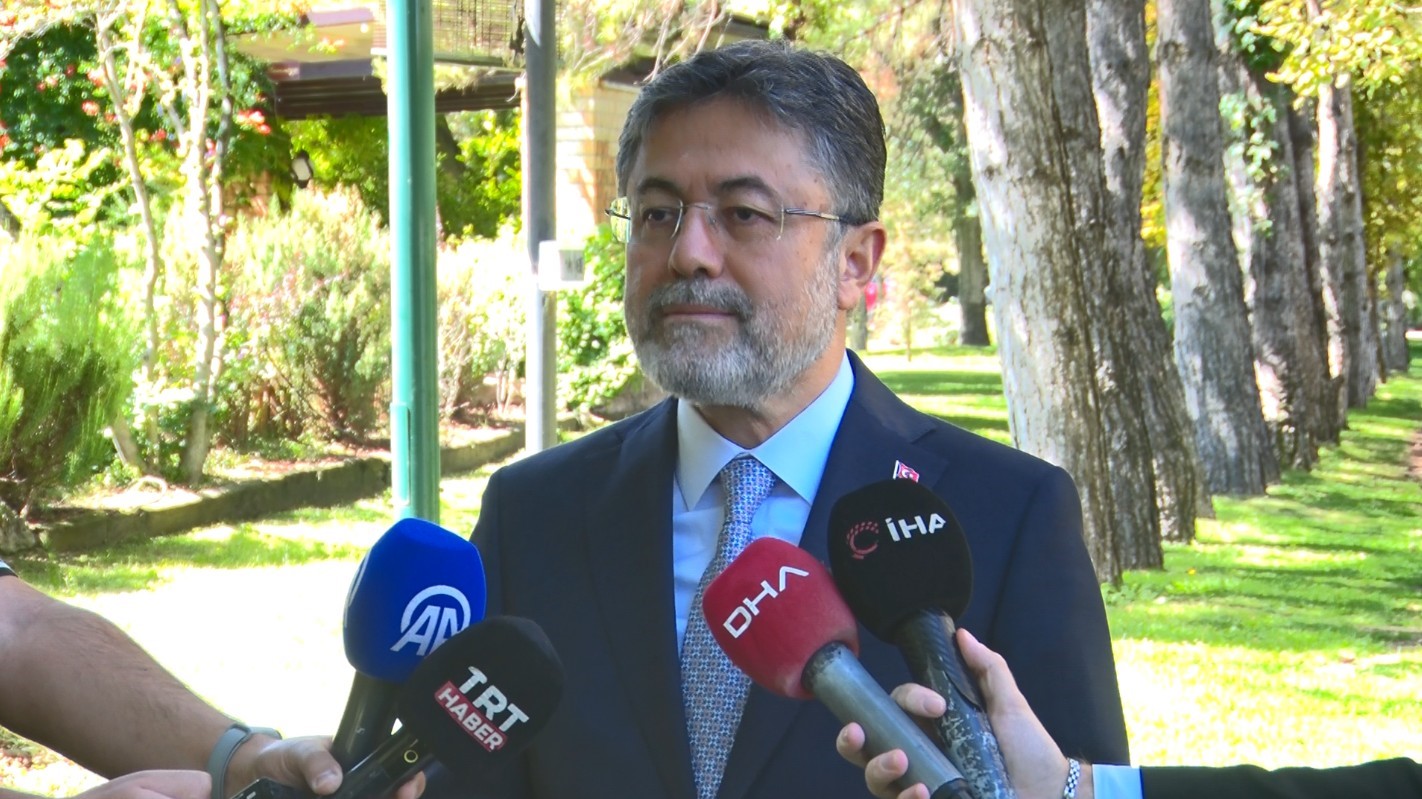 DEFNE YAPRAĞI İHRACATINDA ÇİN’LE YENİ DÖNEM: YILLIK 60 MİLYON DOLARLIK İHRACAT