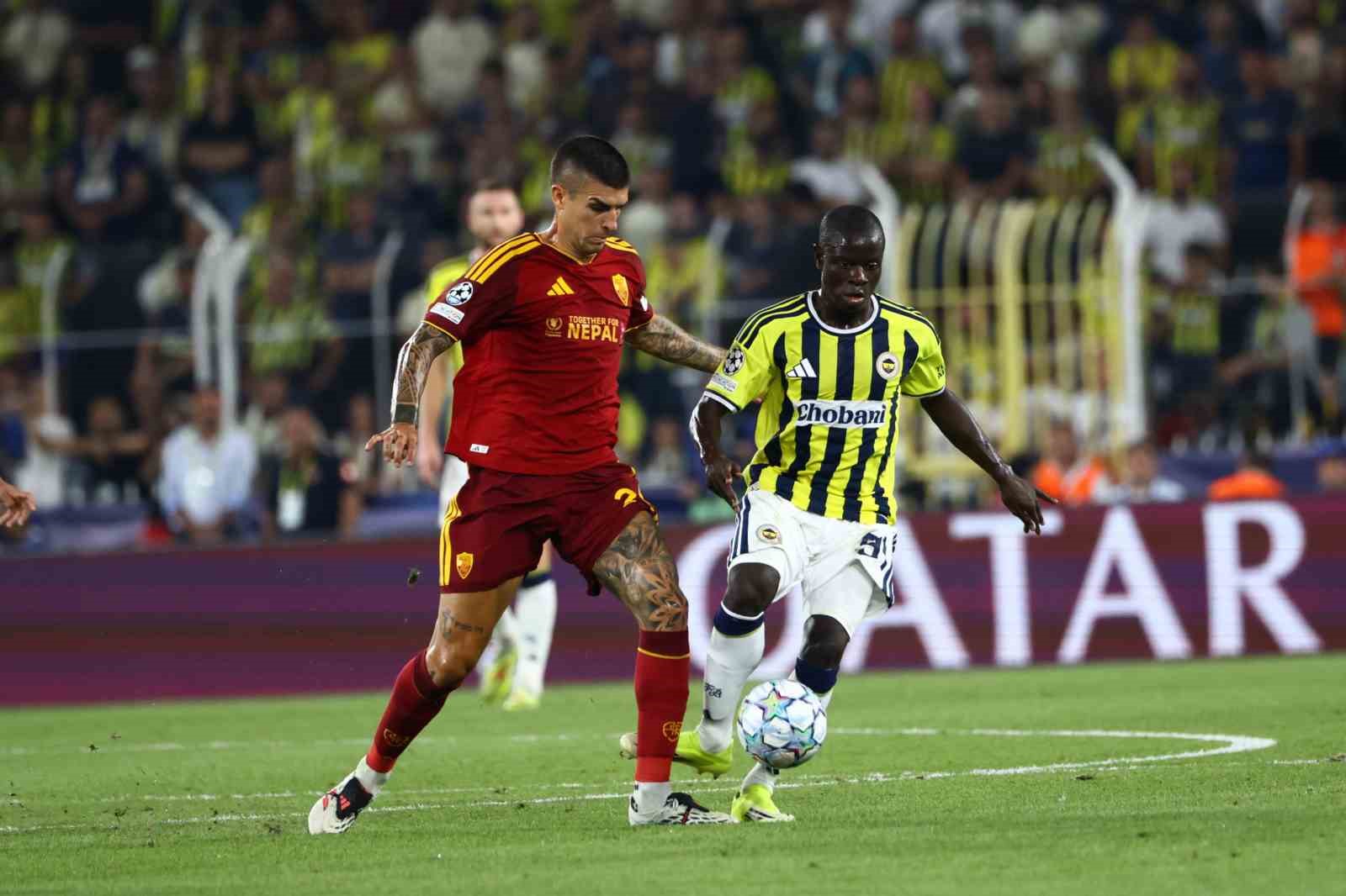 UEFA ŞAMPİYONLAR LİGİ: FENERBAHÇE: 0 - ROMA: 1 (İLK YARI)