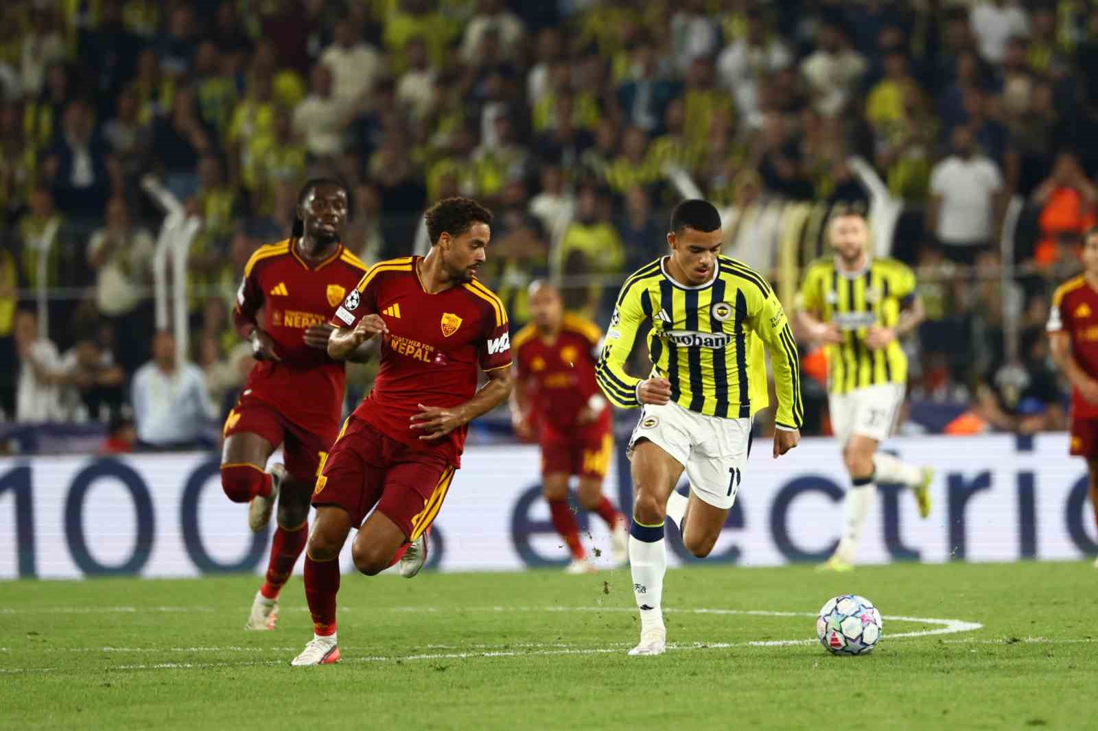 FENERBAHÇE, İTALYAN EKİPLERİNE KADIKÖY’DE 4 MAÇTIR KAYBETMİYOR