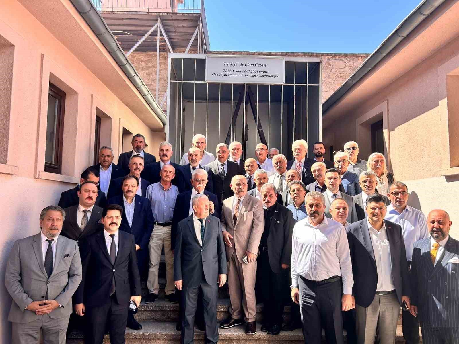 12 EYLÜL’DE İDAM EDİLEN ÜLKÜCÜLER ULUCANLAR CEZAEVİ’NDE ANILDI