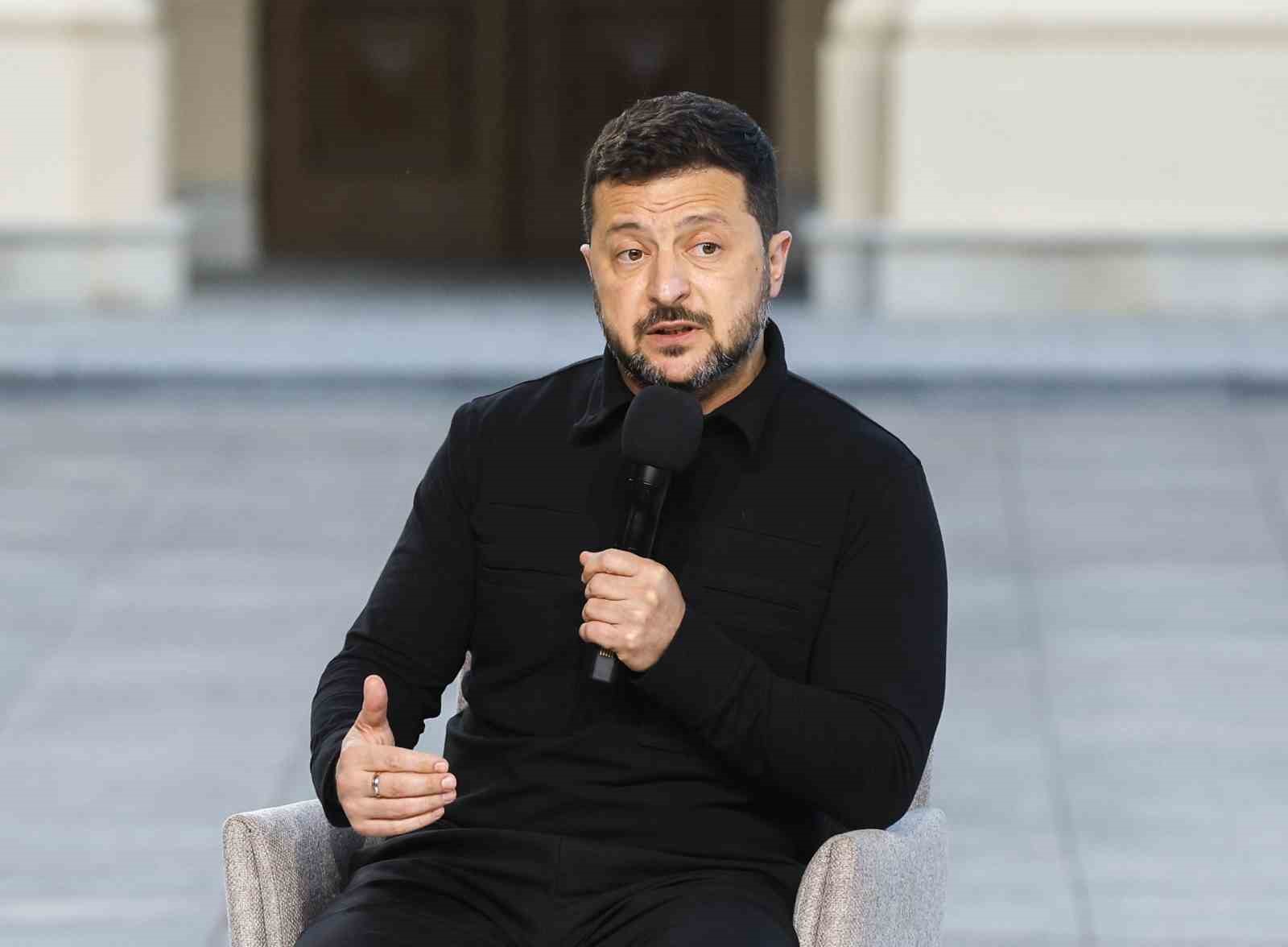 ZELENSKİY: "G20 ZİRVESİNDE PUTİN İLE GÖRÜŞMEYE HAZIRIM"