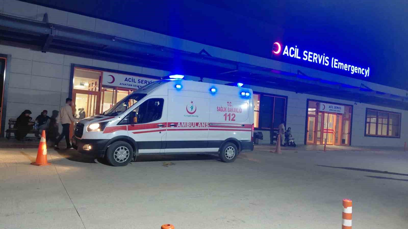 OSMANİYE’DE OTOMOBİL İLE MOTOSİKLET ÇARPIŞTI: 1 YARALI