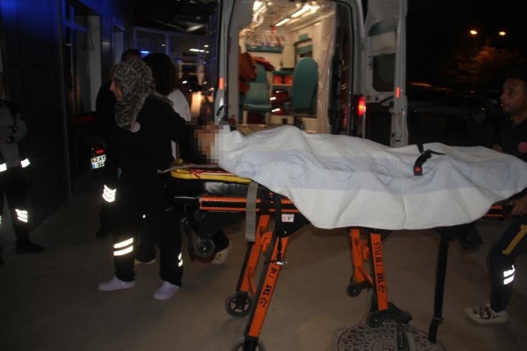 KONYA’DA ASKER EĞLENCESİ KANLI BİTTİ: 17 YAŞINDAKİ GENÇ YARALANDI