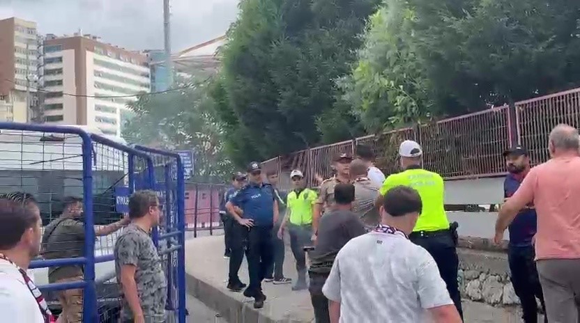 ZONGULDAK-KARABÜK MAÇI ÖNCESİ GERGİNLİK