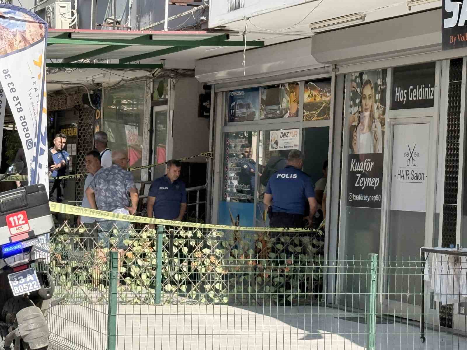 UZAKLAŞTIRMA KARARI BULUNAN KOCA DEHŞET SAÇTI: 2 ÖLÜ