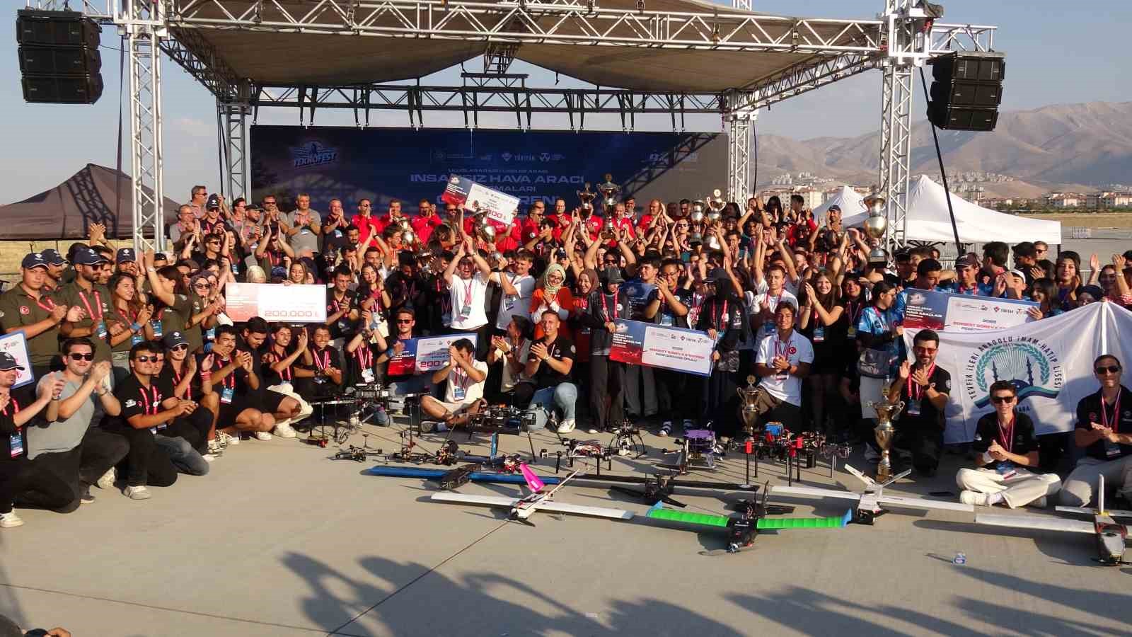 MALATYA’DA TEKNOFEST İHA HEYECANI SONA ERDİ