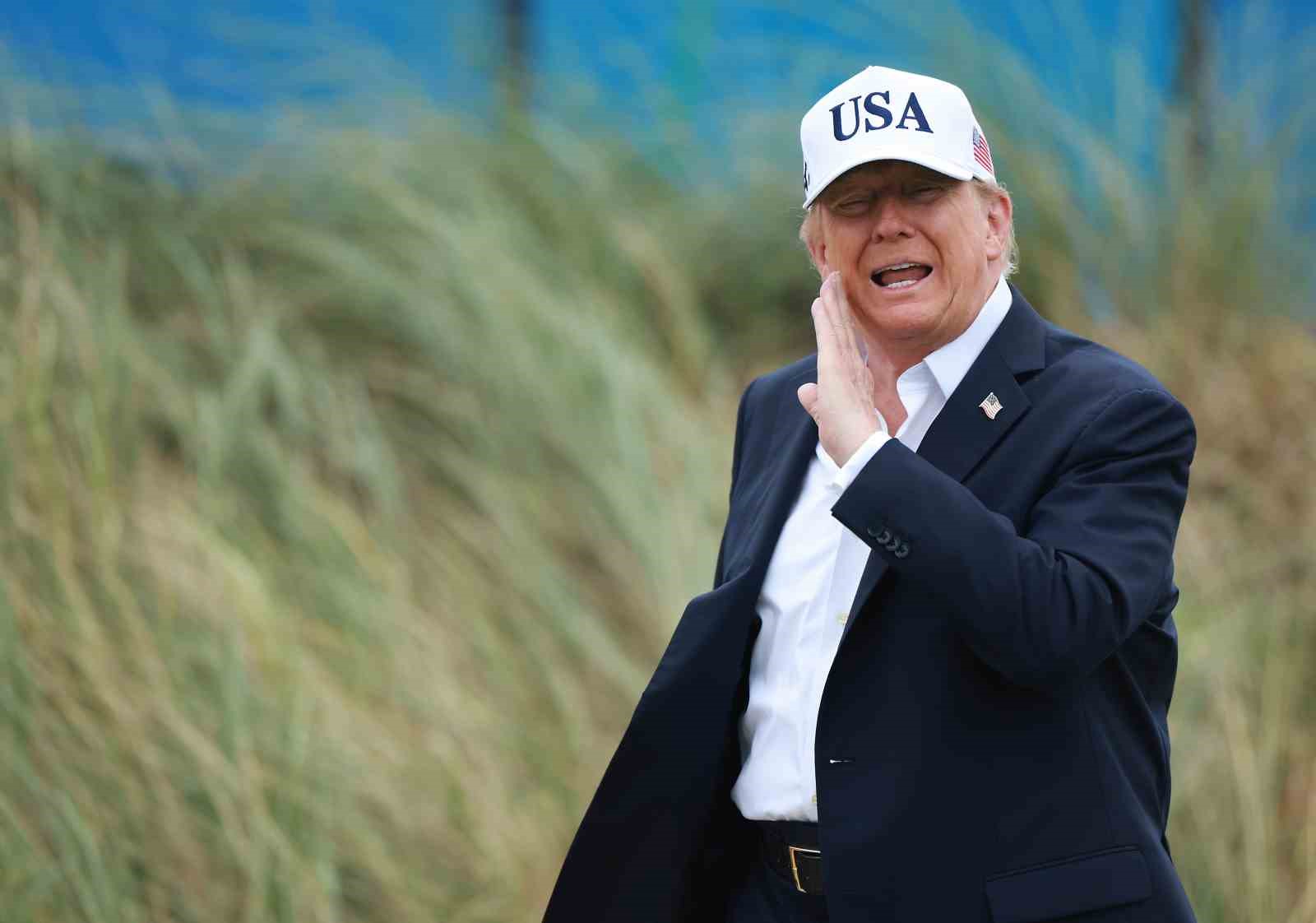 TRUMP: "ZELENSKİY, RUSYA’NIN DİZEL TESİSLERİNİ VURMAKTAN VAZGEÇMELİ"