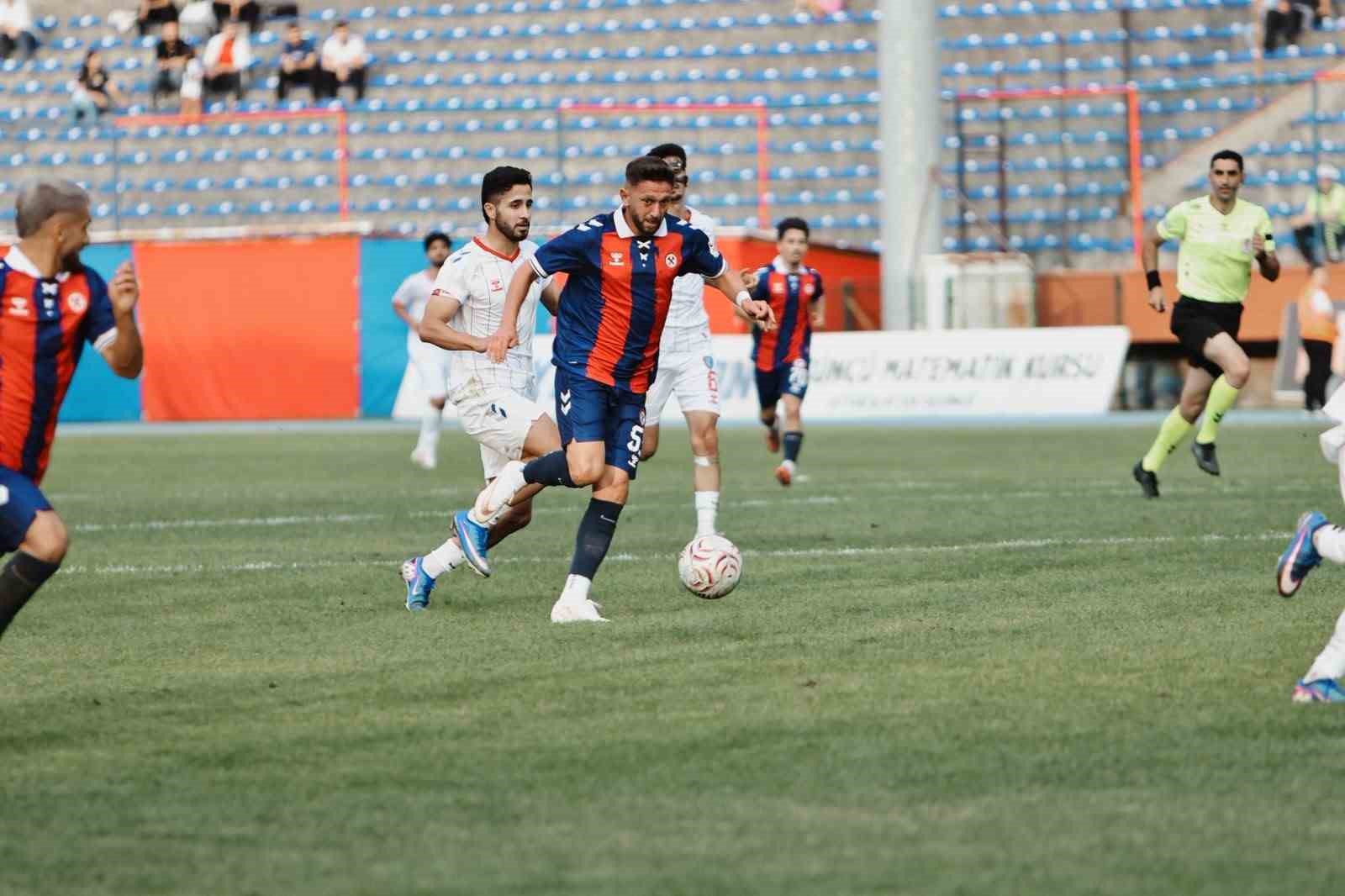 TFF 3. LİG: ZONGULDAKSPOR: 1 - KARABÜK İDMANYURDU: 2