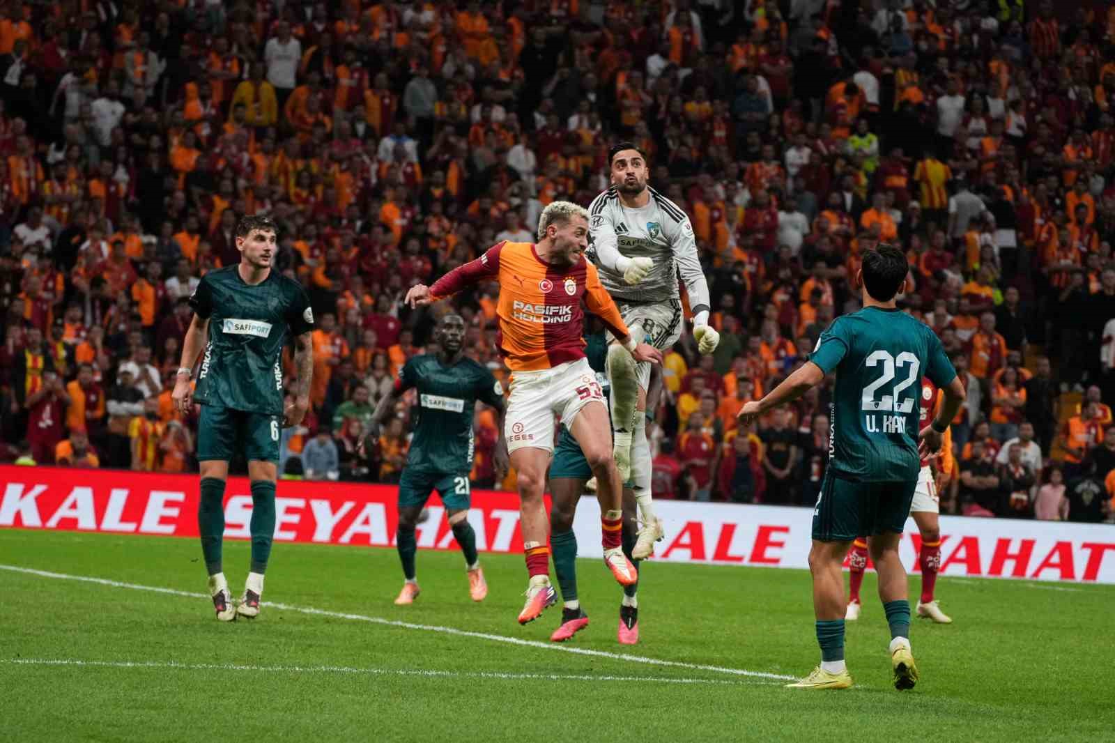 TRENDYOL SÜPER LİG: GALATASARAY: 1 - KOCAELİSPOR: 0 (MAÇ SONUCU)