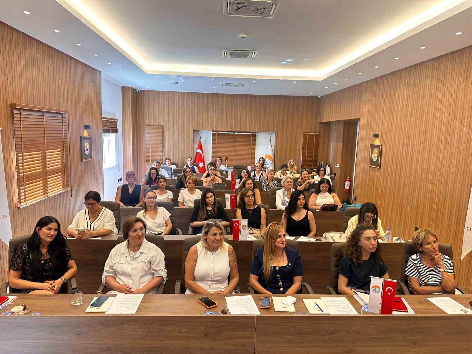 MARMARİS’TE KADIN EMEĞİ TURİZM VE TARIMLA BULUŞTU