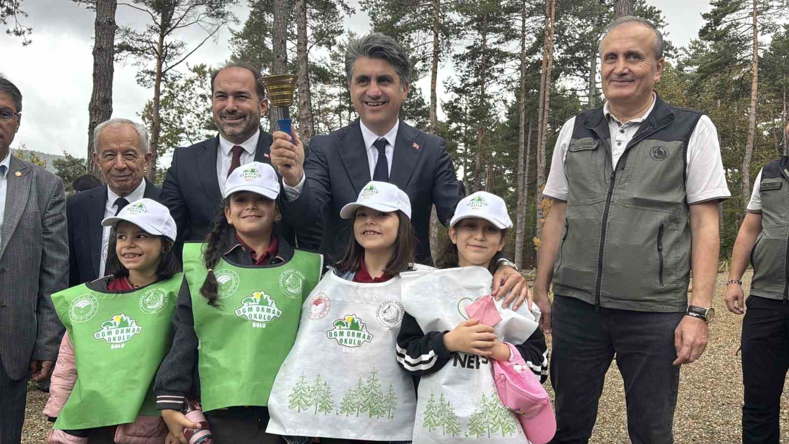 TÜRKİYE’DE BİR İLK: BOLU’DA "ORMAN OKULU" EĞİTİME AÇILDI