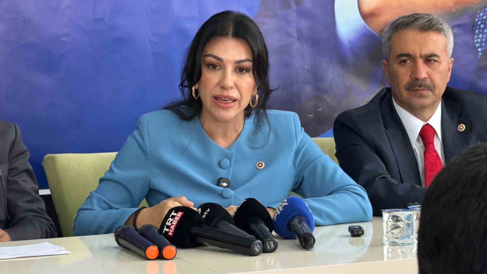 AK PARTİ GENEL BAŞKAN YARDIMCISI AYAN: "ADIYAMAN BÖLGENİN PARLAYAN YILDIZI KONUMUNDA"