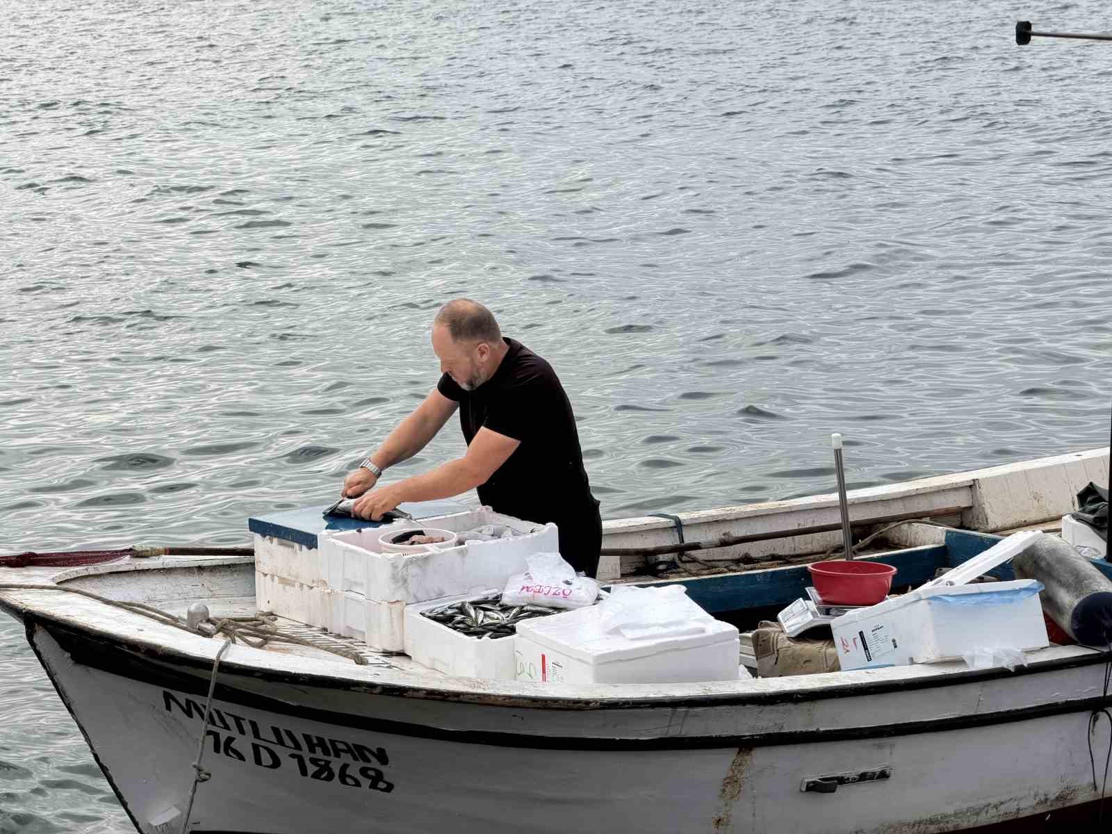 TATİL KÖYÜNDE BALIKÇI KUYRUĞU