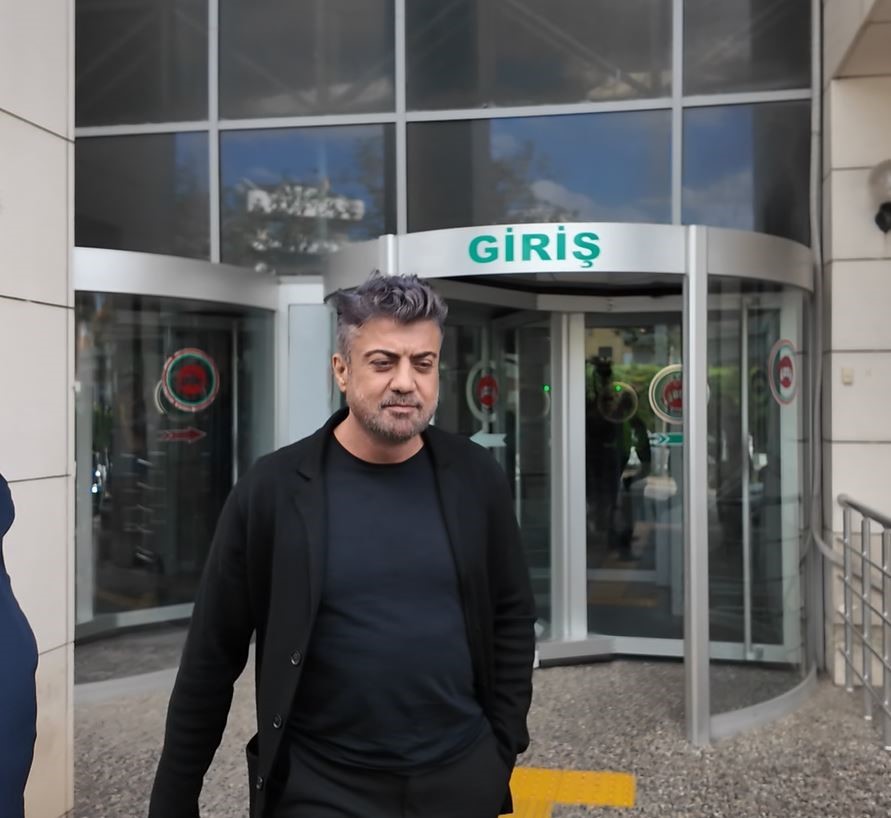 KURTLAR VADİSİ DİZİSİNİN SENARİSTLERİ ADLİYEDEN AYRILDI