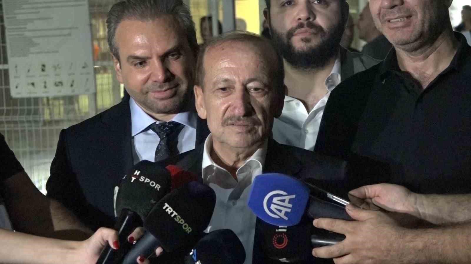 MEMİK YILMAZ: "ALDIĞIMIZ 1 PUAN ÇOK DEĞERLİ, BELKİ DE YENEBİLİRDİK"