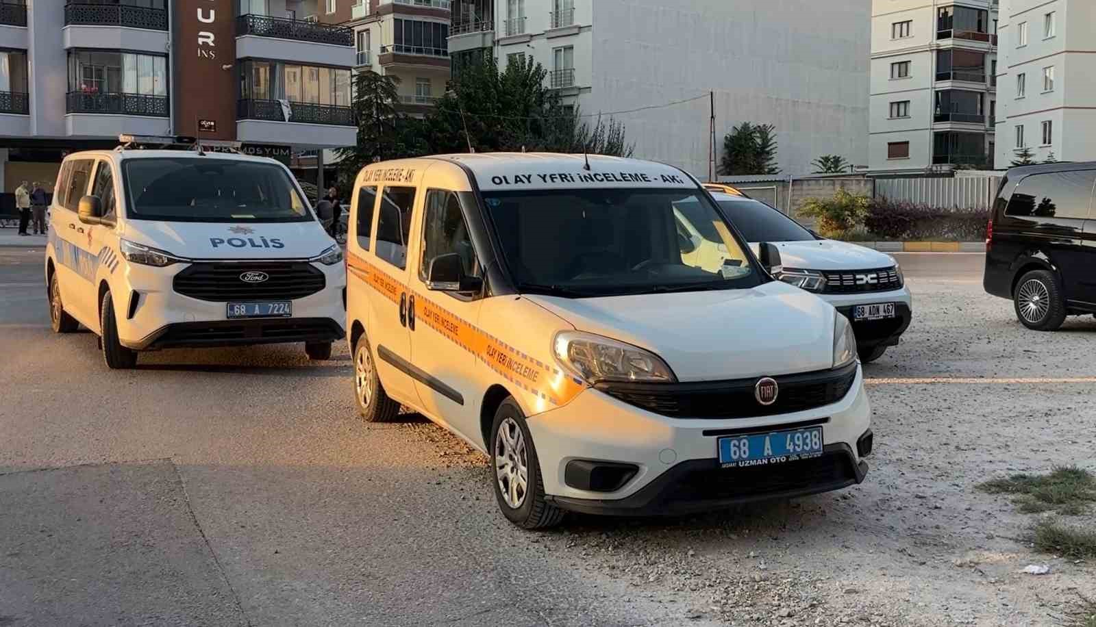 5. KATTAN DÜŞEN GENÇ KIZ HAYATINI KAYBETTİ