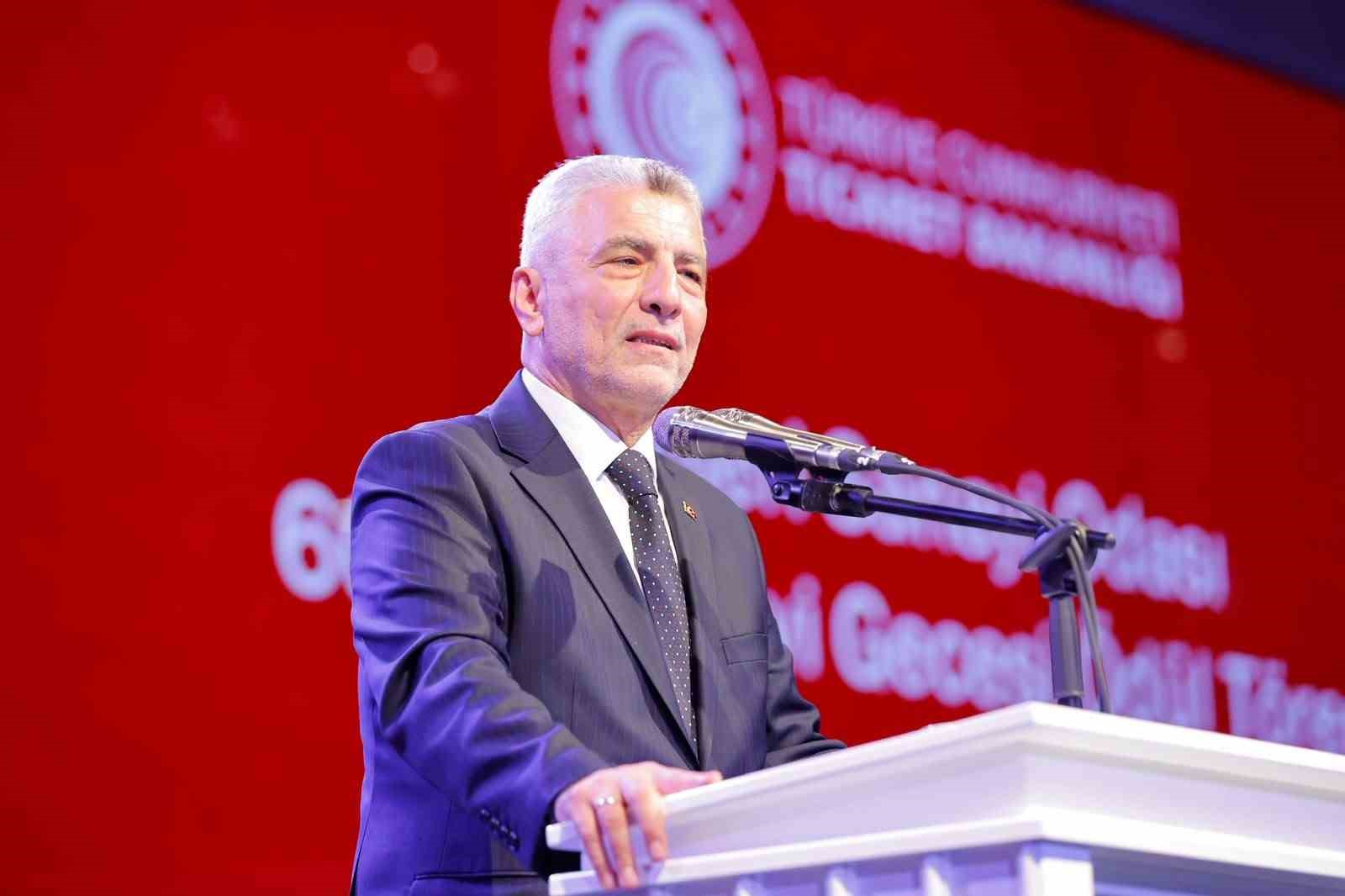 BAKAN BOLAT: "HER NE SURETLE OLURSA OLSUN KIRMIZ ÇİZGİMİZ İHRACAT"