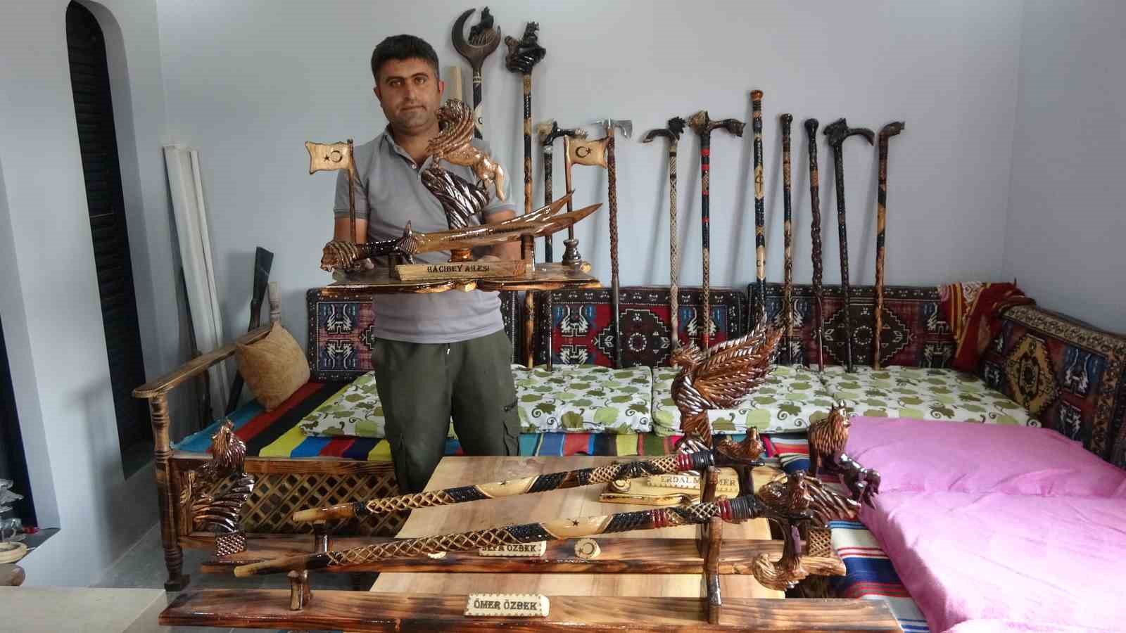 YOZGATLI BASTON USTASININ EL EMEĞİ ESERLERİ, SİYASETÇİLERİN VE GURBETÇİLERİN GÖZDESİ OLDU