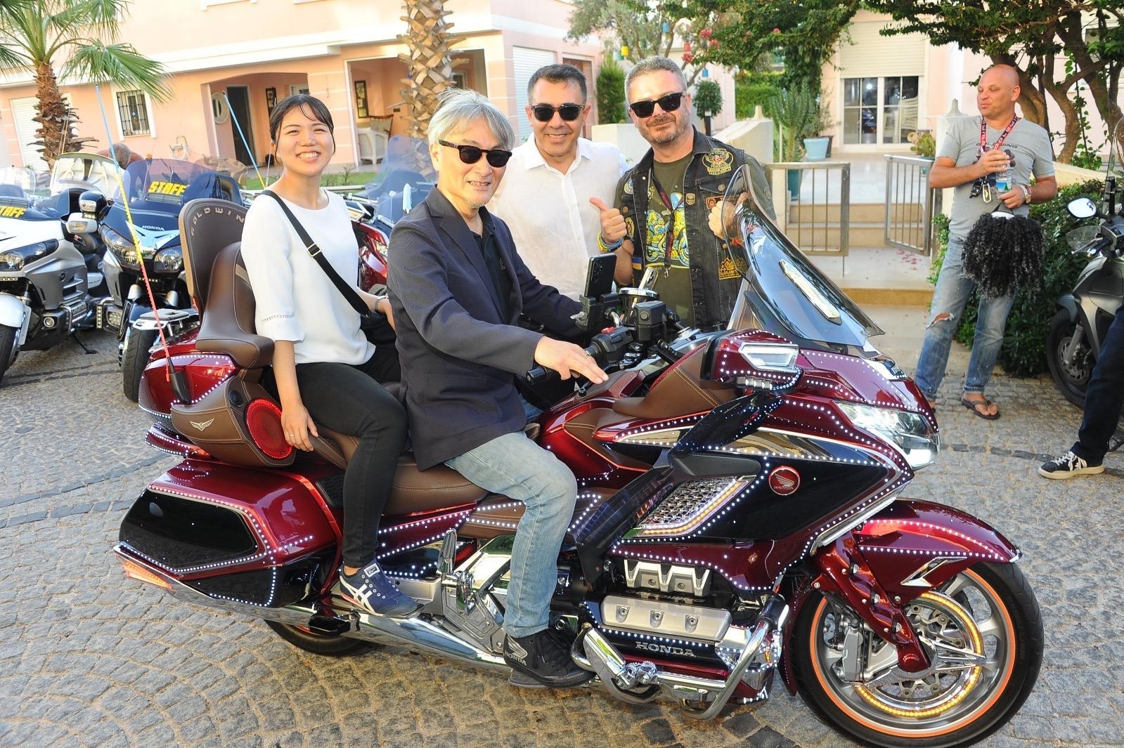 DÜNYANIN EN BÜYÜK MOTOSİKLET BULUŞMALARINDAN GOLDWİNG TREFFEN YENİDEN ÇEŞME’DE