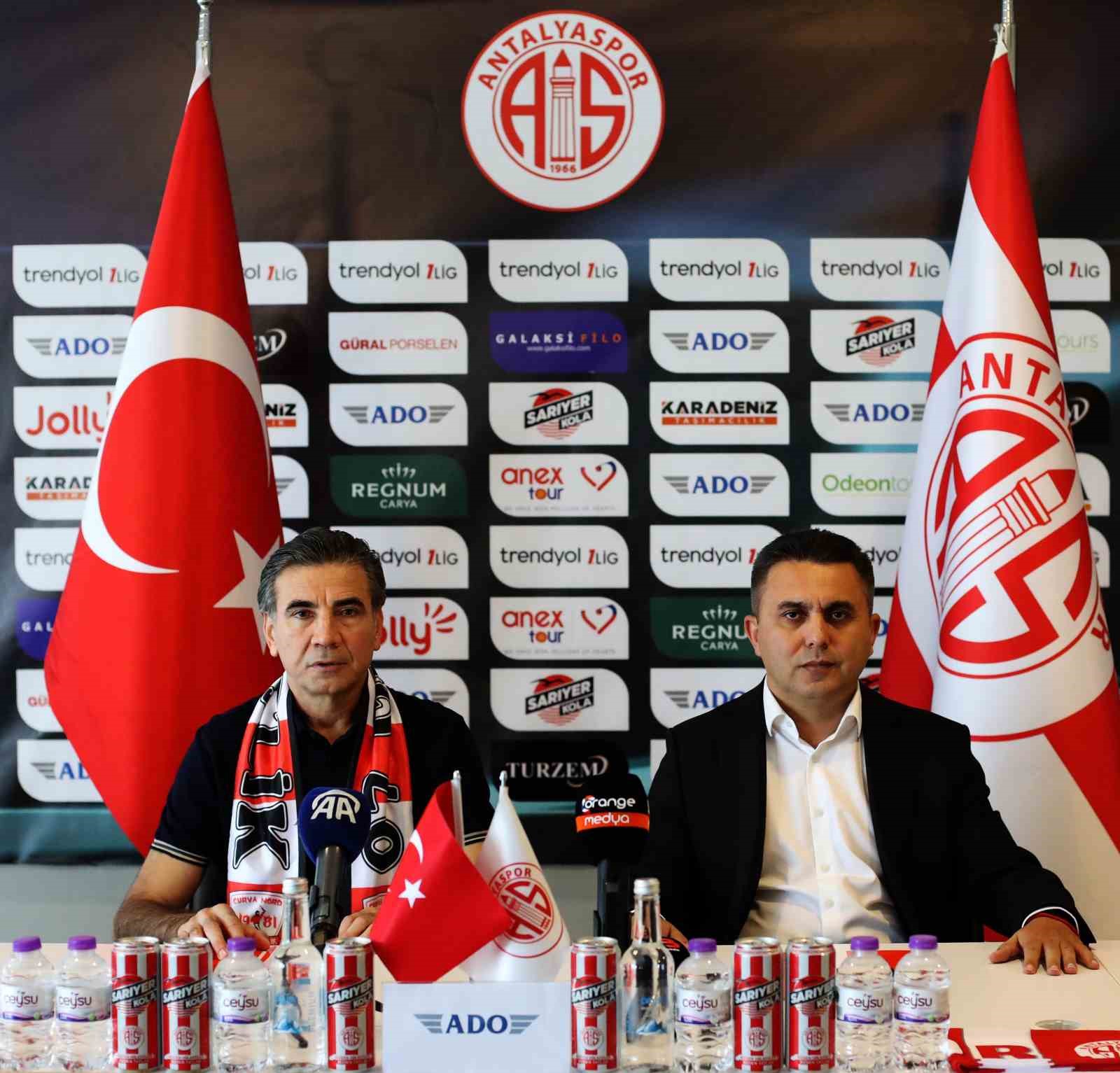 ANTALYASPOR, OSMAN ÖZKÖYLÜ İLE SEZON SONUNA KADAR SÖZLEŞME İMZALADI