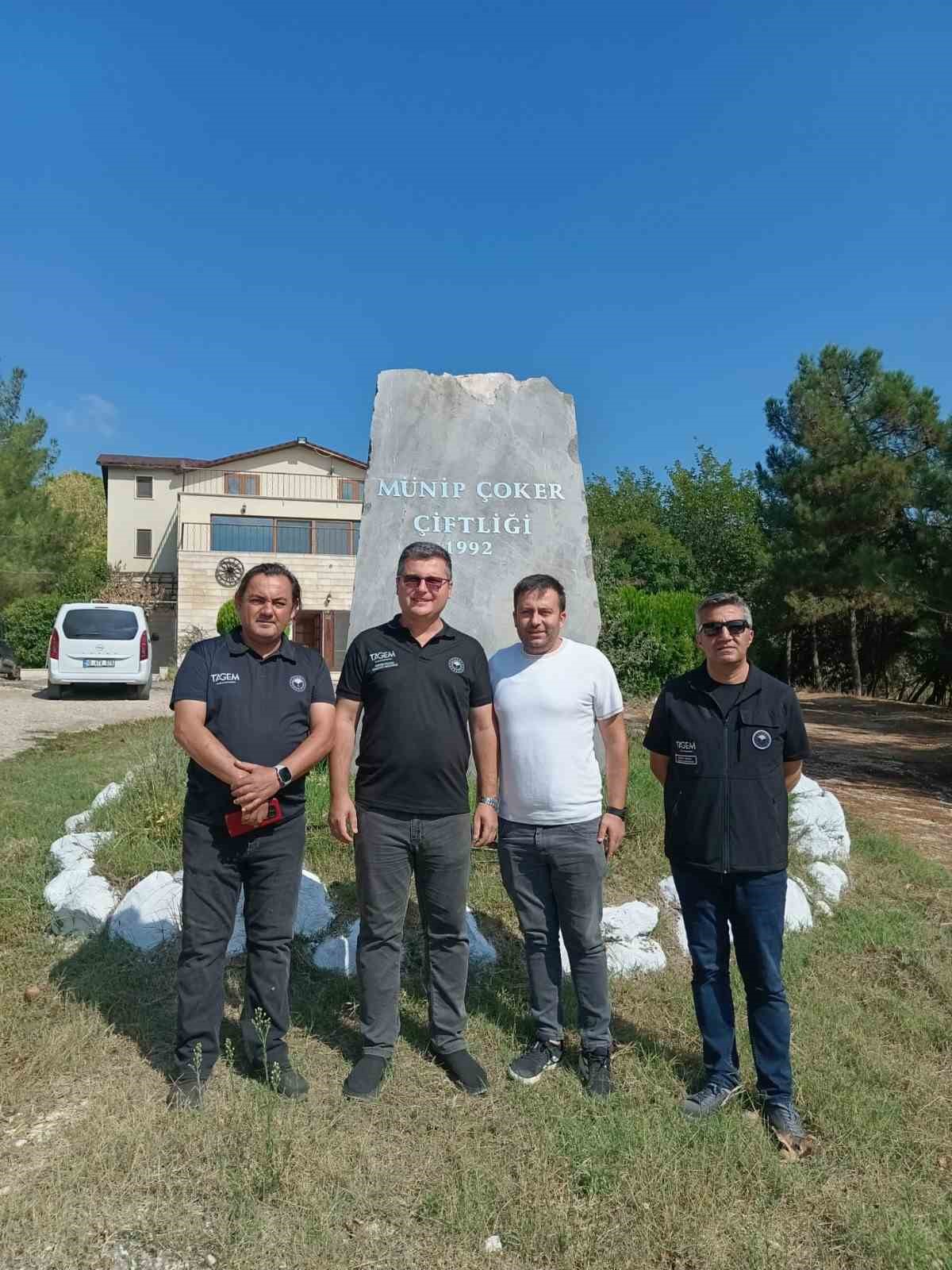 KOYUNCULUK ARAŞTIRMA ENSTİTÜSÜ’NDEN MANYAS’TA ÜRETİCİ ZİYARETLERİ
