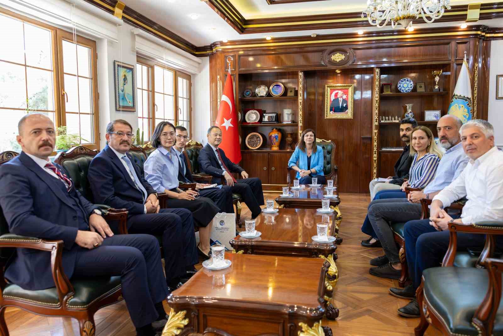KIRGIZİSTAN’IN ANKARA BÜYÜKELÇİSİ’NDEN DBB’YE ZİYARET