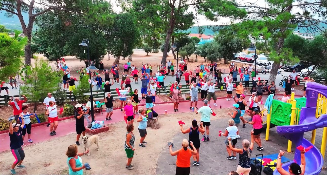 DİDİMLİ VATANDAŞLAR AVRUPA HAREKETLİLİK HAFTASI KAPSAMINDA SABAH SPORUNDA BULUŞTU