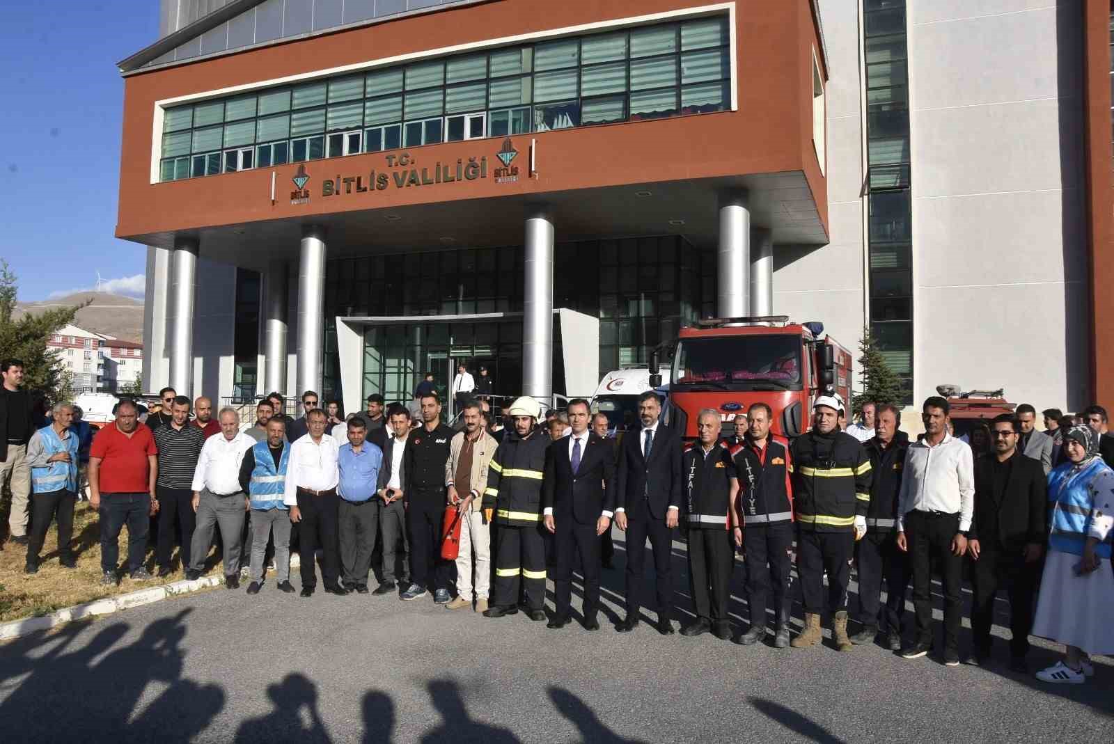 BİTLİS VALİLİĞİNDE YANGIN TATBİKATI