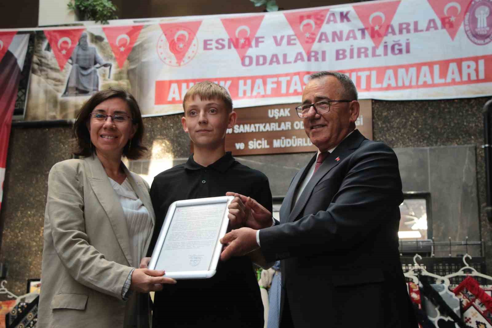 UŞAK’TA AHİLİK HAFTASI ÇEŞİTLİ ETKİNLİKLERLE KUTLANDI