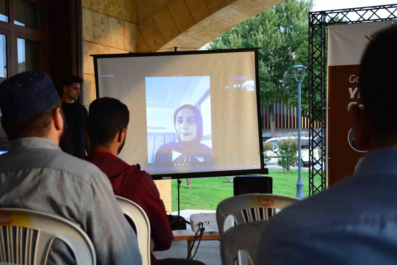 GAZZELİ ÖĞRENCİDEN DUYGULANDIRAN SÖZLER: "GAZZE’DE HER ÖĞRENCİ SADECE İYİ BİR ÜNİVERSİTEDE OKUMAK İSTİYOR"