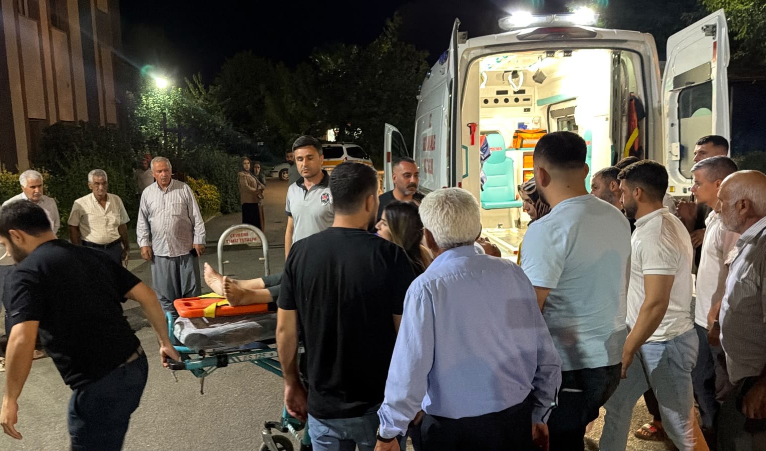 OTOMOBİLİN ÇARPTIĞI YAYA AĞIR YARALANDI