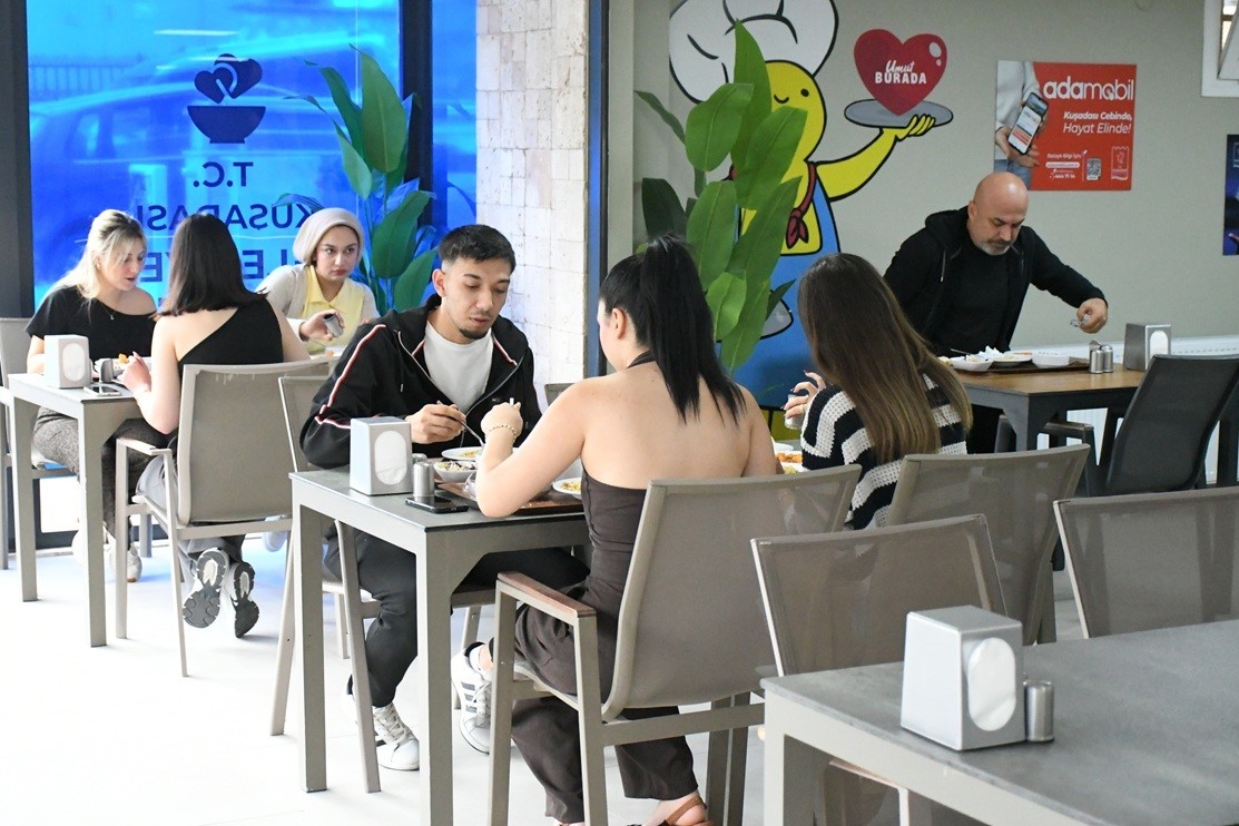 KUŞADASI’NDA KENT LOKANTASI HER GÜN 500 KİŞİYİ AĞIRLIYOR