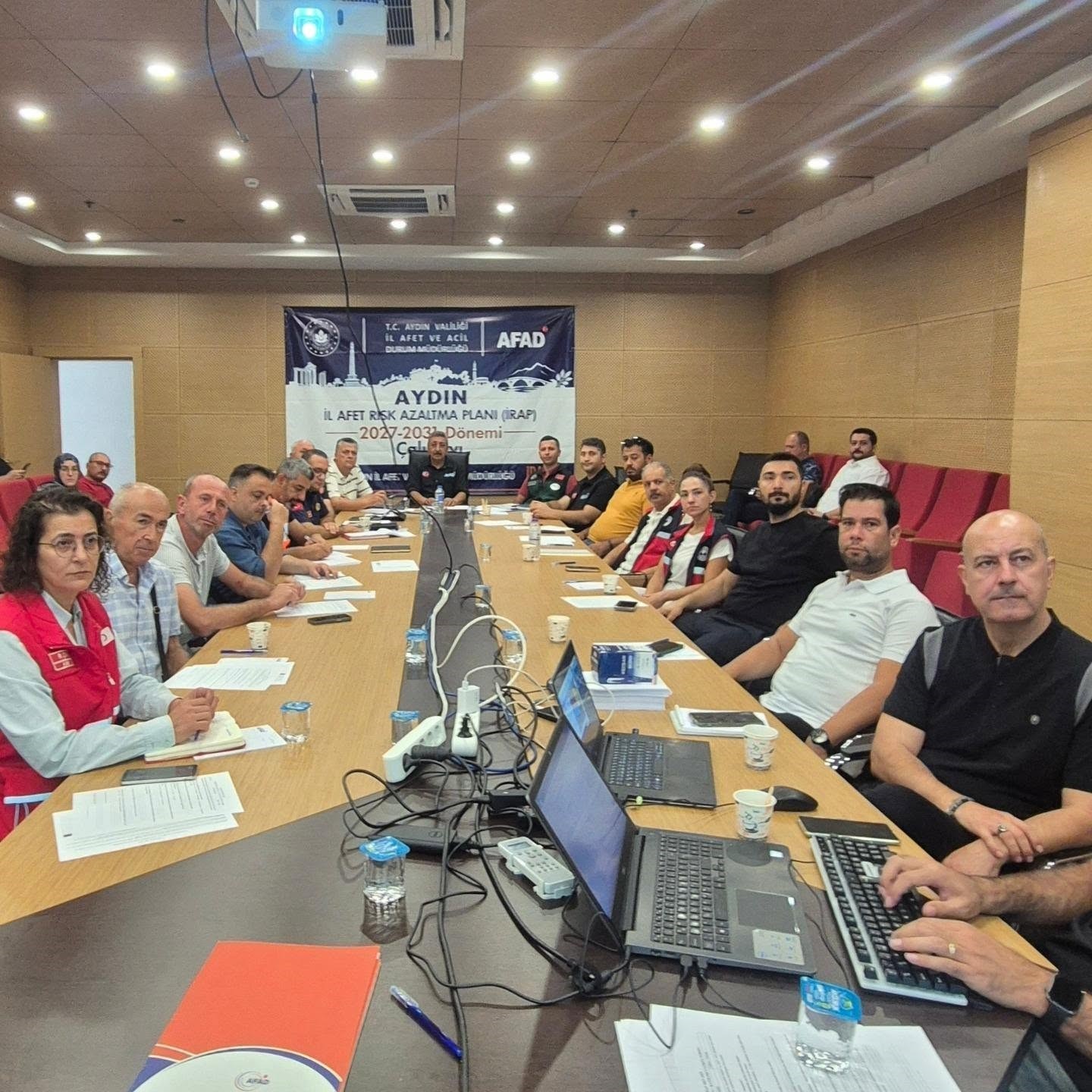 AYDIN’DA SEL VE TAŞKINLARA KARŞI ALINACAK ÖNLEMLER KONUŞULDU
