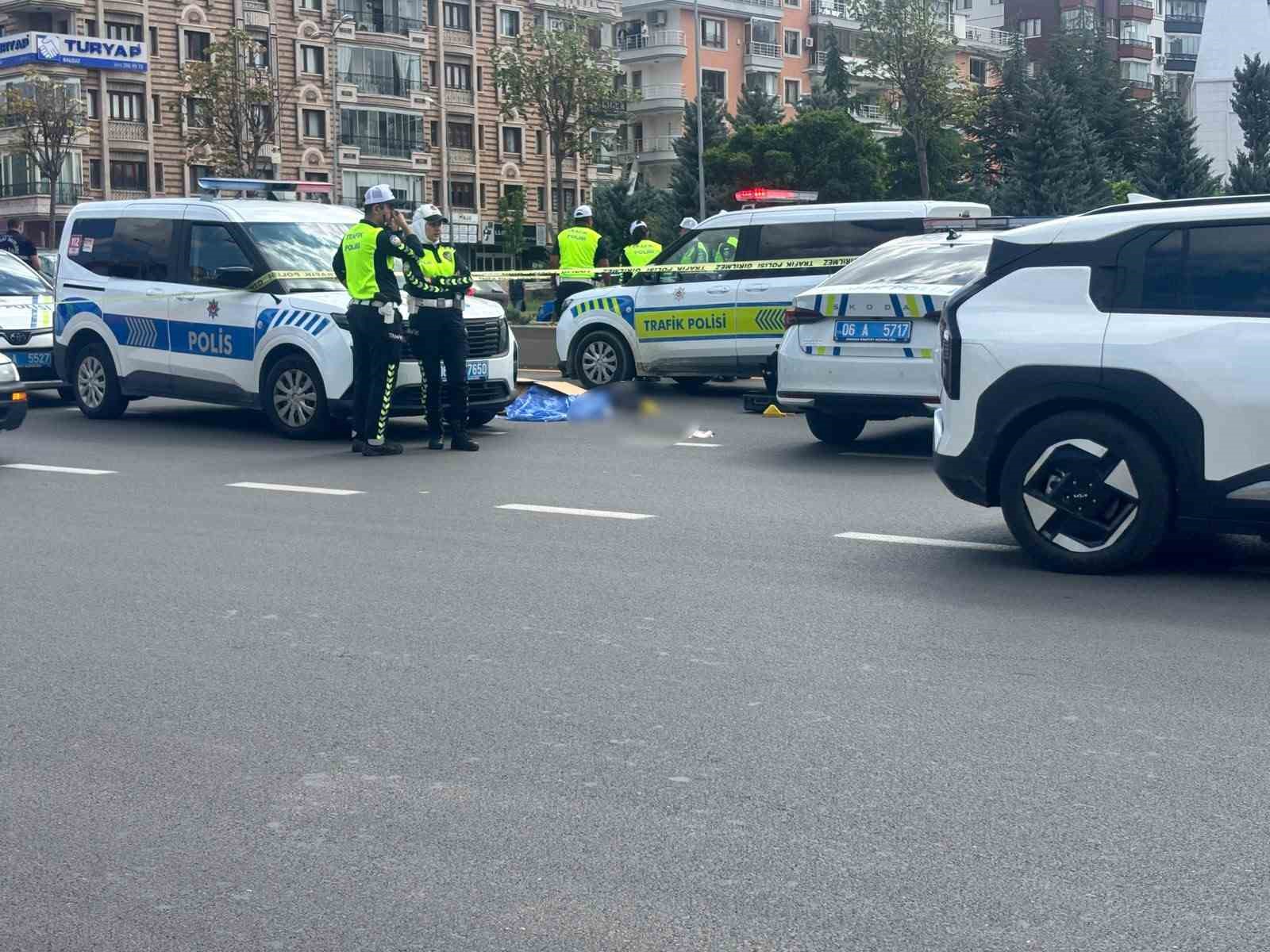 ANKARA’DA ARACIN ÇARPTIĞI YAYA HAYATINI KAYBETTİ
