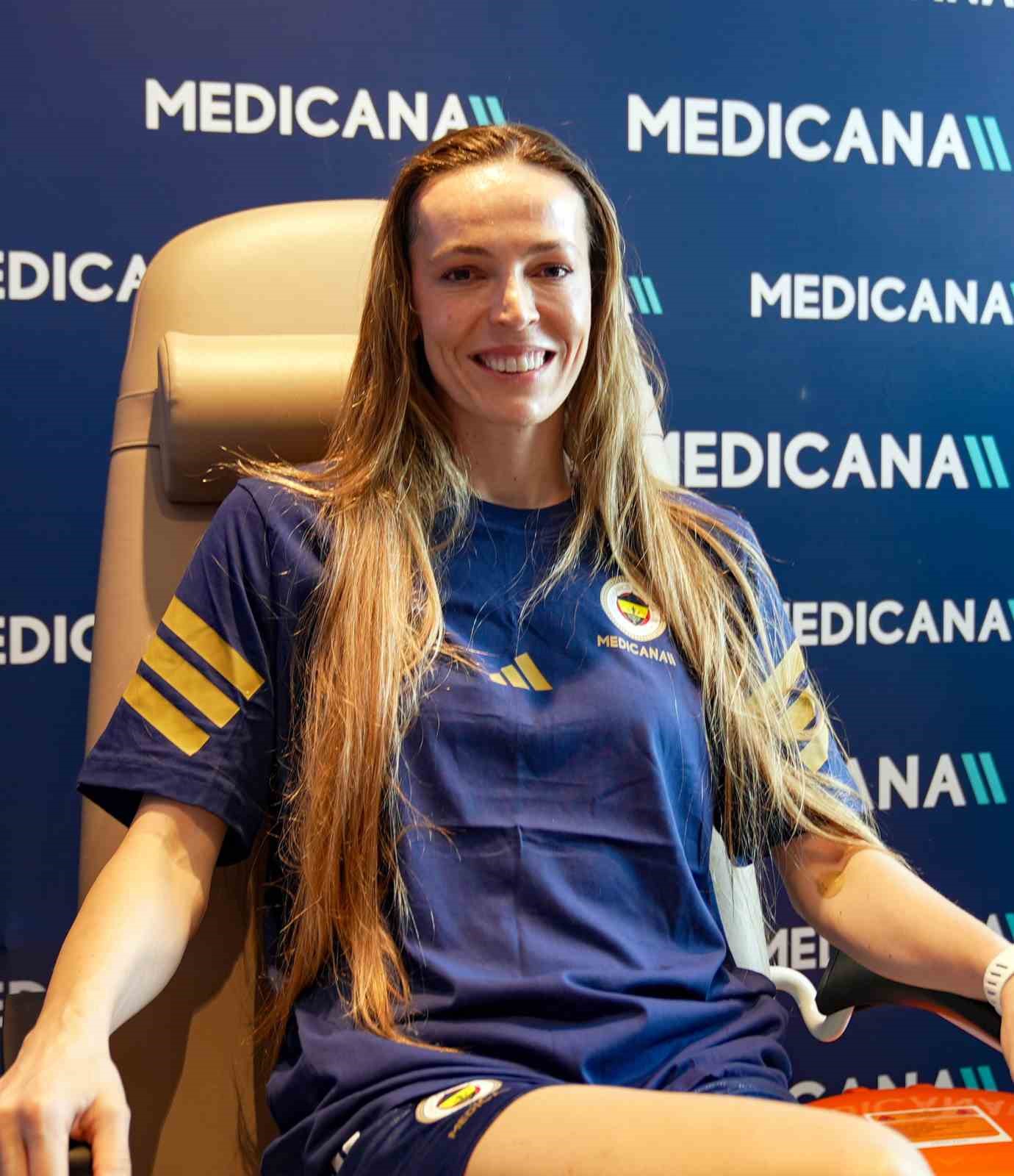 FENERBAHÇE MEDİCANA’NIN MİLLİ VOLEYBOLCULARI YENİ SEZON ÖNCESİ SAĞLIK KONTROLÜNDEN GEÇTİ