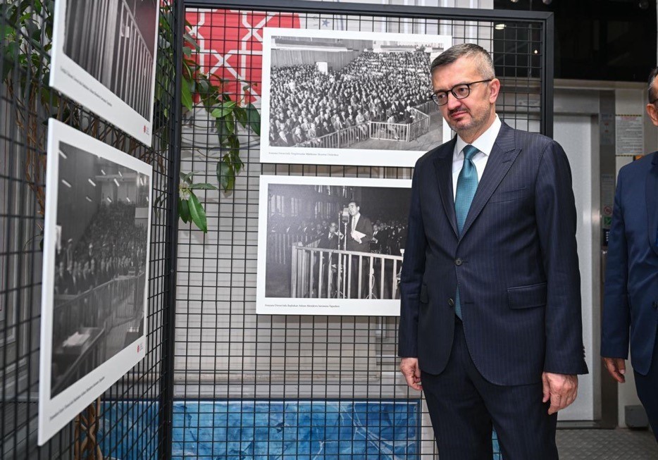İLETİŞİM BAŞKANI DURAN: "TÜRKİYE, MİLLET İRADESİNİN HEDEF ALINMASINA ASLA İZİN VERMEYECEKTİR"
