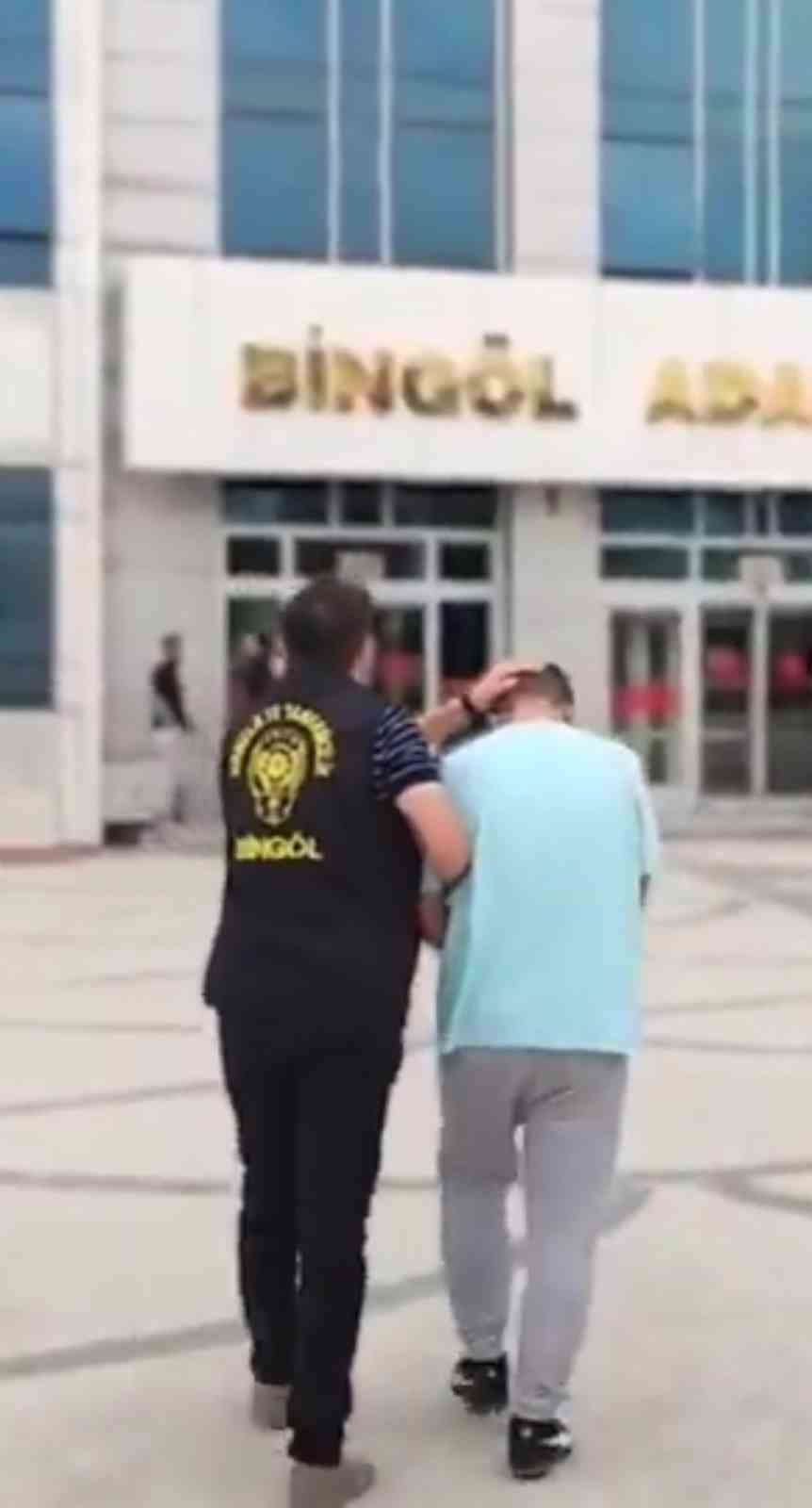 BİNGÖL’DE İŞ YERİNDEN HIRSIZLIK YAPAN ŞÜPHELİ TUTUKLANDI