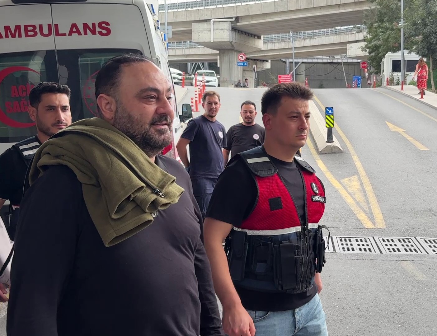 GÖZALTINA ALINAN ÜNLÜLER SAĞLIK KONTROLÜNDEN GEÇİRİLDİ