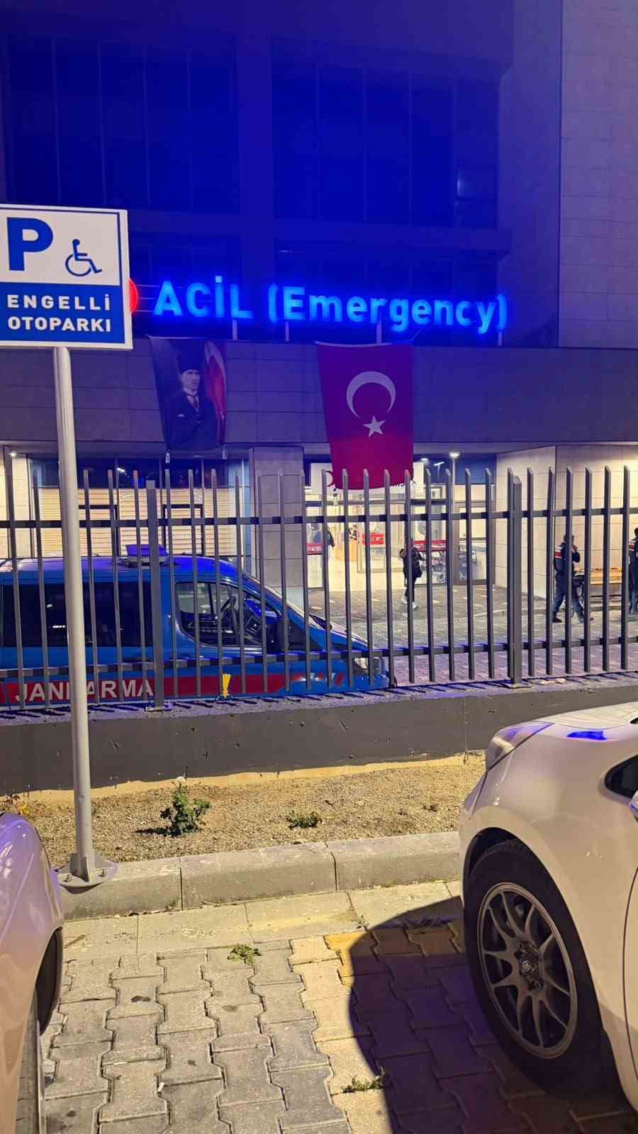 KARDEŞ KAVGASI KANLI BİTTİ: 1 YARALI
