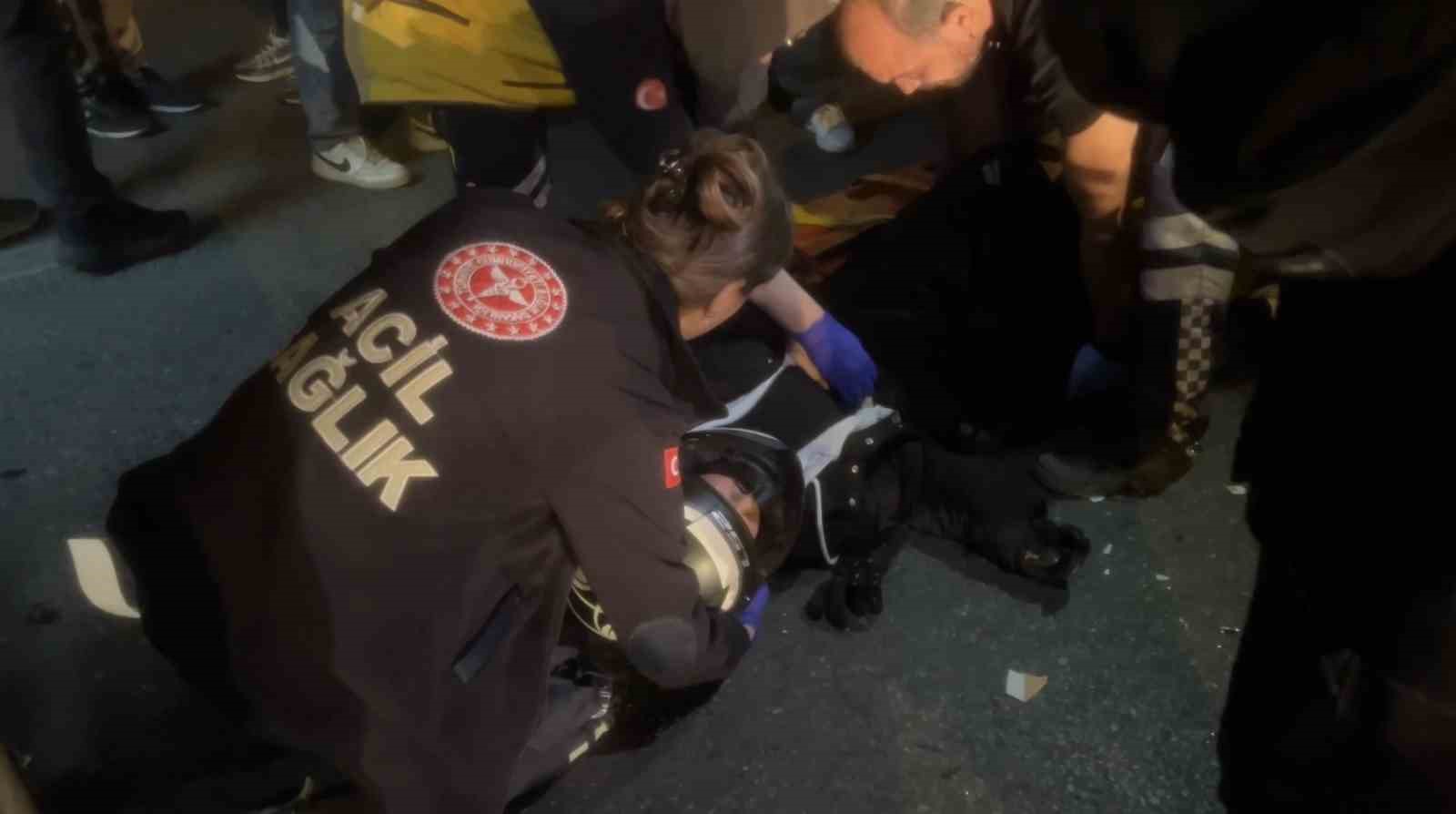 BURSA’DA KAVŞAKTA MOTOSİKLET KAZASI: 18 YAŞINDAKİ ADAY SÜRÜCÜ AĞIR YARALANDI