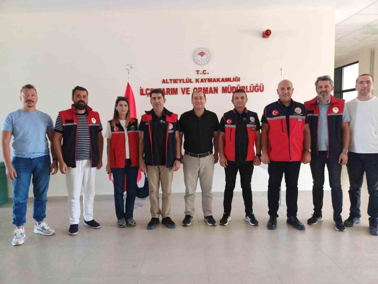 ALTIEYLÜL’DE VETERİNER HİZMETLERİ VE DENETİM SÜREÇLERİ DEĞERLENDİRİLDİ